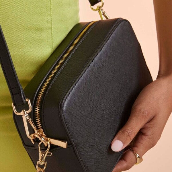 Boutique Cross Body Bag Thumbnail