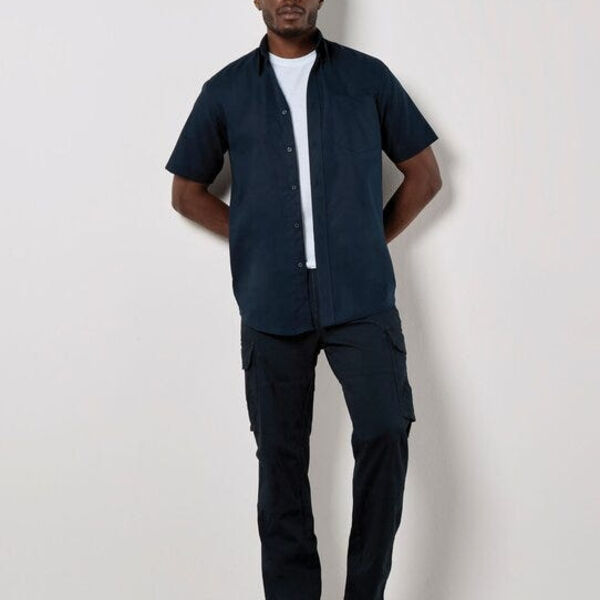 Classic Fit Short Sleeve Workwear Oxford Shirt Thumbnail