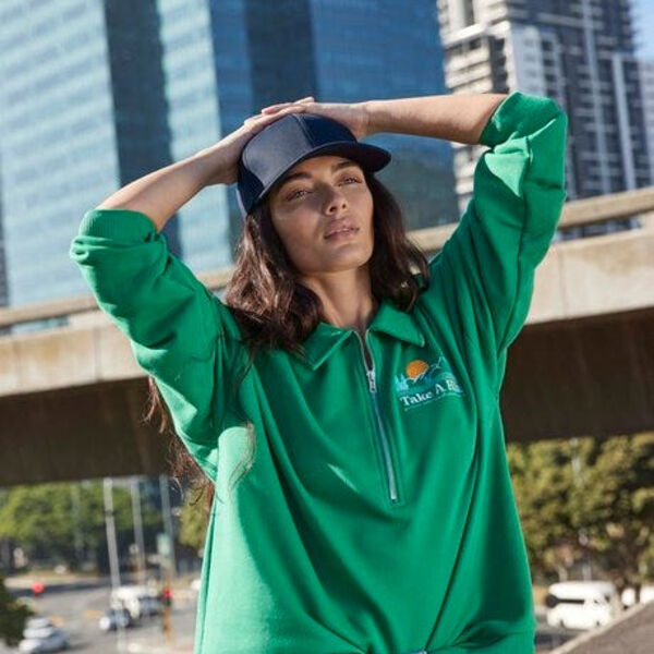 Urbanwear 6 Panel Snapback Thumbnail